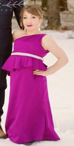 Michel Elizabeth Straley